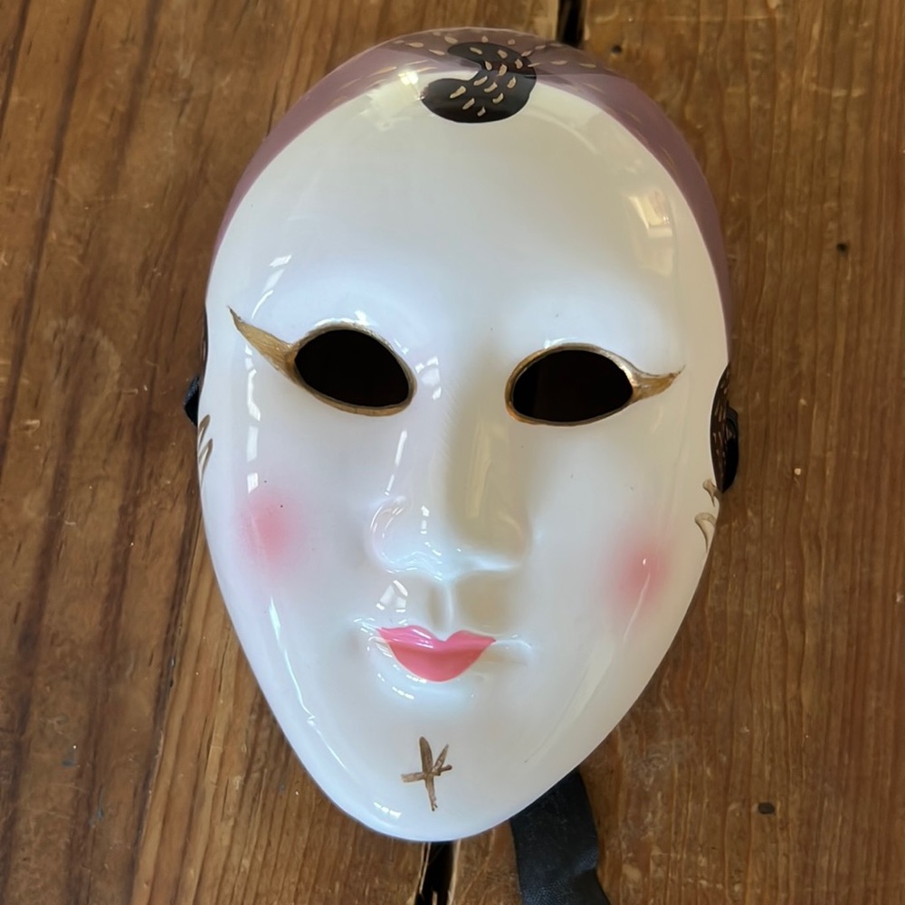 Small Ceramic Mask